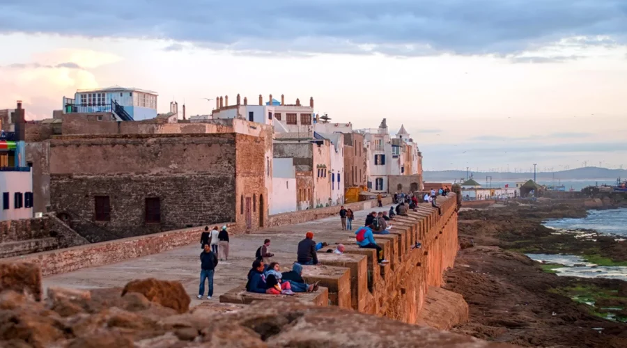 Sandy Beaches to Desert Dunes 8 days from Casablanca" is a travel itinerary that takes you on a captivating journey through Morocco. Starting from the vibrant city of Casablanca, this eight-day adventure offers a diverse range of experiences, from relaxing on sandy beaches to exploring the enchanting desert dunes.